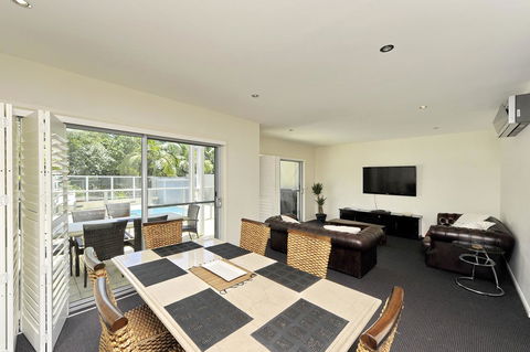 Pacific Blue, Salamander Bay - Accommodation Redcliffe 44
