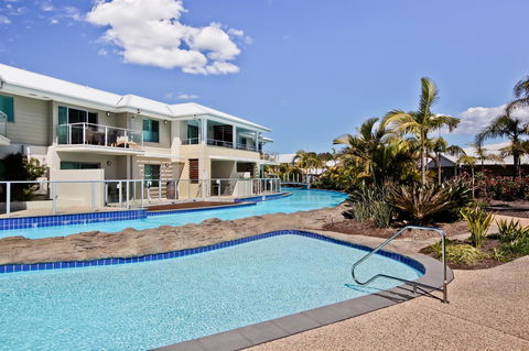 Pacific Blue, Salamander Bay - Accommodation Redcliffe 0