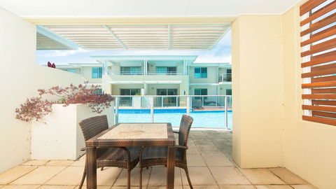 Pacific Blue, Salamander Bay - Accommodation Redcliffe 4