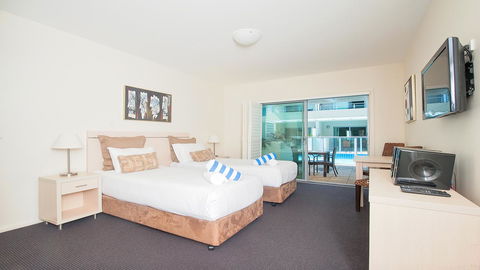 Pacific Blue, Salamander Bay - Accommodation Redcliffe 7