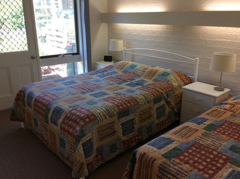 Como Lodge - Accommodation Redcliffe 12