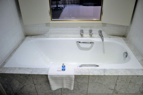 Radisson Blu Plaza Hotel Sydney - Accommodation Redcliffe 37