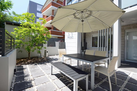 The Blenheim - Accommodation Redcliffe 10