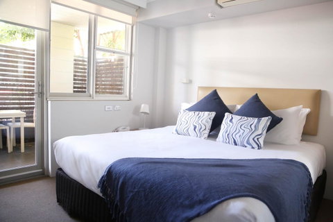 The Blenheim - Accommodation Redcliffe 4
