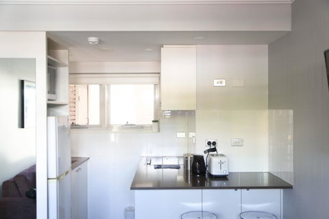 The Blenheim - Accommodation Redcliffe 7