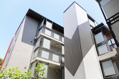 The Blenheim - Accommodation Redcliffe 12