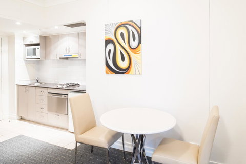 Seasons Harbour Plaza - Accommodation Redcliffe 22