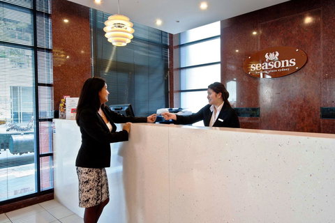 Seasons Harbour Plaza - Accommodation Redcliffe 36