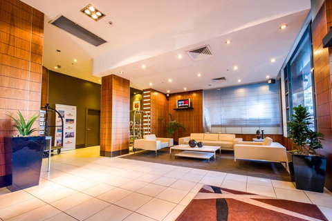 Seasons Harbour Plaza - Accommodation Redcliffe 24