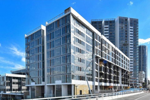 Brand New 3 Bedrooms Apt With Waterfront View - Accommodation Redcliffe 17