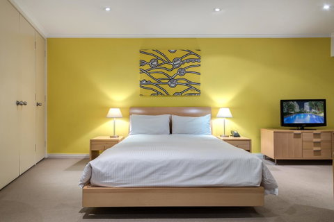 The York By Swiss-Belhotel - Accommodation Redcliffe 2