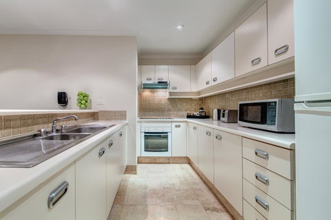 The York By Swiss-Belhotel - Accommodation Redcliffe 12