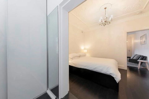 BONDI BEACH PRIME 1 Bedroom + Sunroom - Accommodation Redcliffe 4