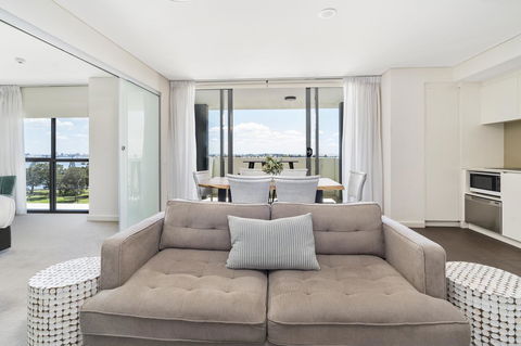 Terminus Apartment Hotel, Ascend Hotel Collection - Accommodation Redcliffe 6