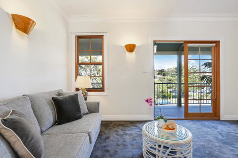 Bellevue Accommodation - Accommodation Redcliffe 3