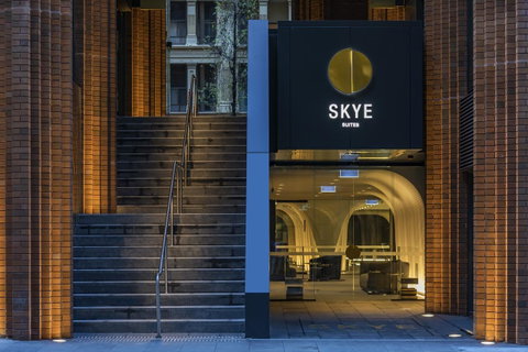 SKYE Suites Sydney - Accommodation Redcliffe 2