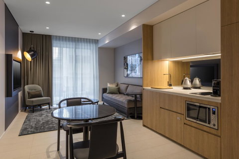 SKYE Suites Sydney - Accommodation Redcliffe 25