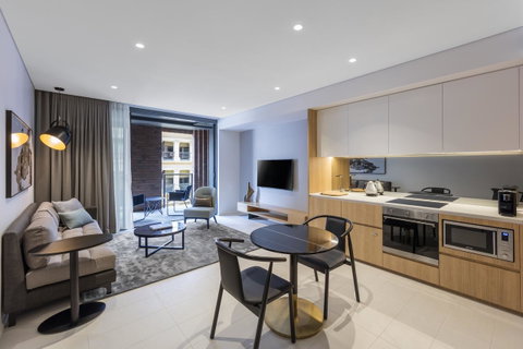 SKYE Suites Sydney - Accommodation Redcliffe 21