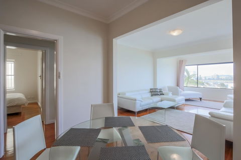 Ultimate Bondi Escape #2 - A Bondi Beach Holiday Home - Accommodation Redcliffe 7