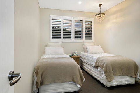 Belle Vue- Penthouse At Black Beach - Accommodation Redcliffe 13
