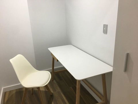 Specious Apartment With 2 Large Bedrooms - Accommodation Redcliffe 8
