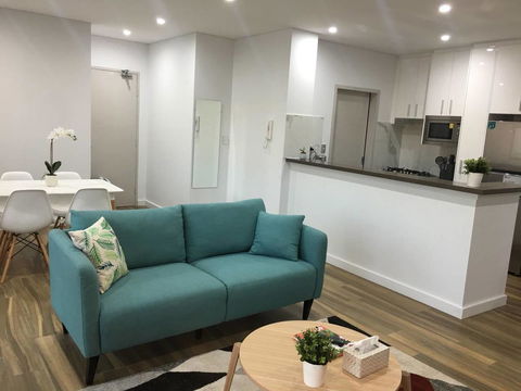 Specious Apartment With 2 Large Bedrooms - Accommodation Redcliffe 14