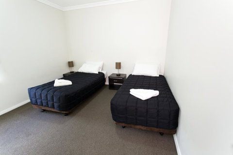 Bluegum Apartments Newcastle - Accommodation Redcliffe 11