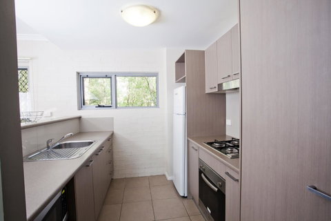 Bluegum Apartments Newcastle - Accommodation Redcliffe 5
