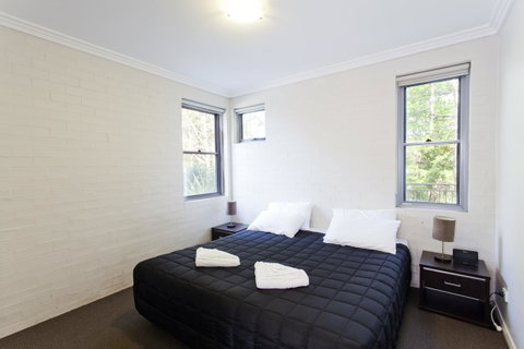 Bluegum Apartments Newcastle - Accommodation Redcliffe 4