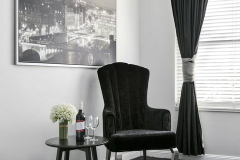 Airport Hotel Sydney - Accommodation Redcliffe 7