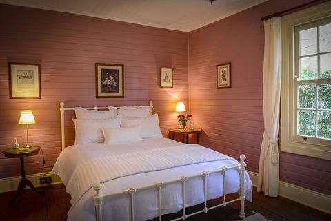 Arcadia - The Barn Cottage & Rosehill Cottage - Accommodation Redcliffe 15