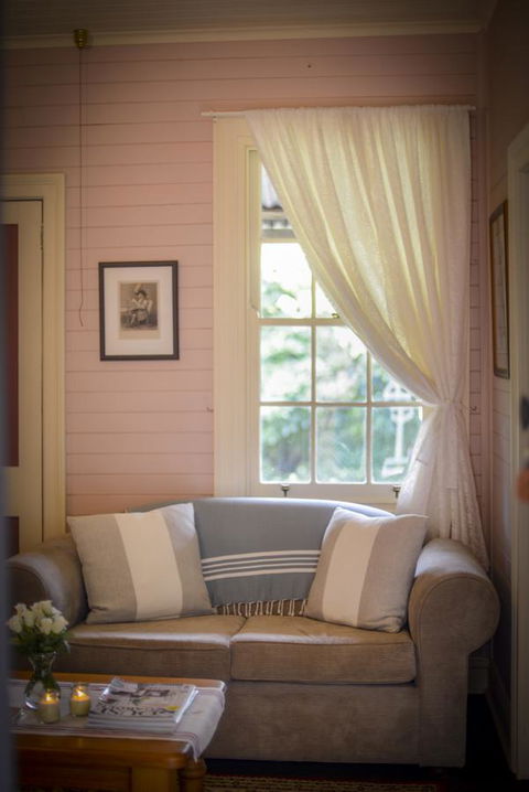 Arcadia - The Barn Cottage & Rosehill Cottage - Accommodation Redcliffe 21