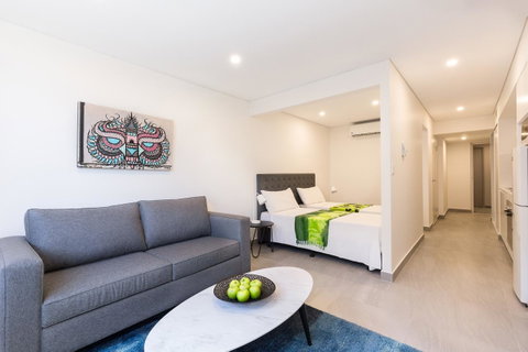 The Merchant Hotel - Accommodation Redcliffe 1