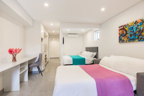 The Merchant Hotel - Accommodation Redcliffe 7