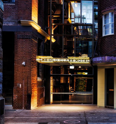 The Old Clare Hotel, Independent Collection By EVT - Accommodation Redcliffe 4
