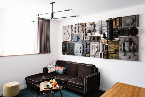 The Old Clare Hotel, Independent Collection By EVT - Accommodation Redcliffe 19