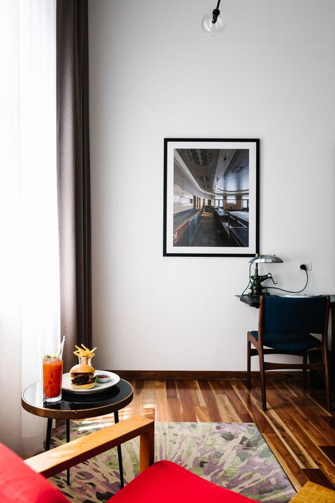 The Old Clare Hotel, Independent Collection By EVT - Accommodation Redcliffe 10