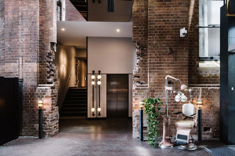 The Old Clare Hotel, Independent Collection By EVT - Accommodation Redcliffe 6