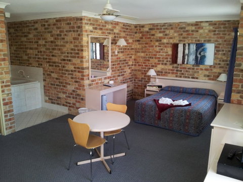 Mollymook Surfbeach Motel & Apartments - Accommodation Redcliffe 5
