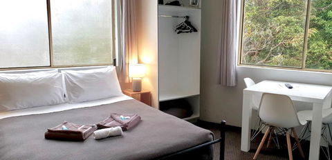 Manly Beachside Apartments - Accommodation Redcliffe 11