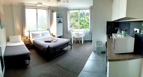 Manly Beachside Apartments - Accommodation Redcliffe 8