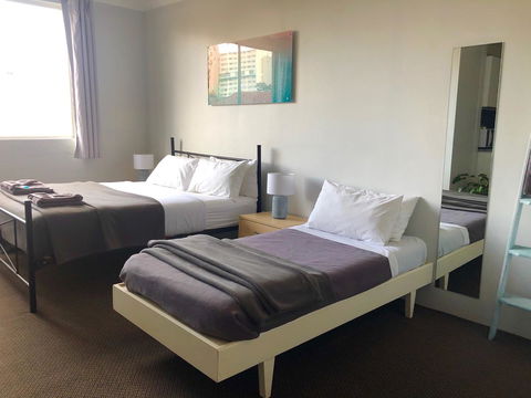 Manly Beachside Apartments - Accommodation Redcliffe 1