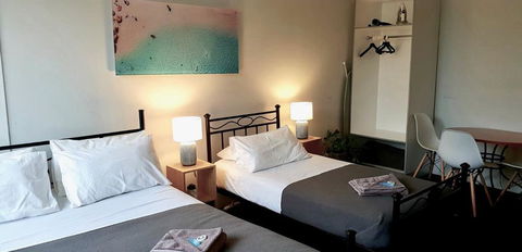 Manly Beachside Apartments - Accommodation Redcliffe 7