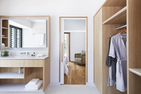 Elements Of Byron - Accommodation Redcliffe 8