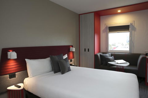 Ibis Sydney Airport - Accommodation Redcliffe 1