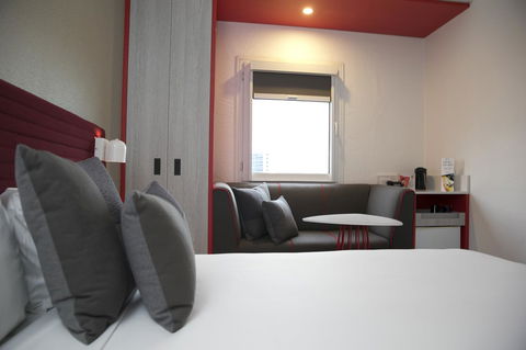 Ibis Sydney Airport - Accommodation Redcliffe 0