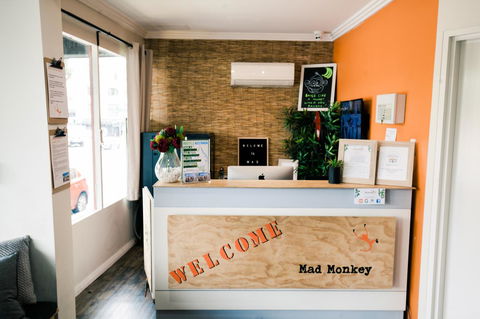 Mad Monkey Broadway - Accommodation Redcliffe 25