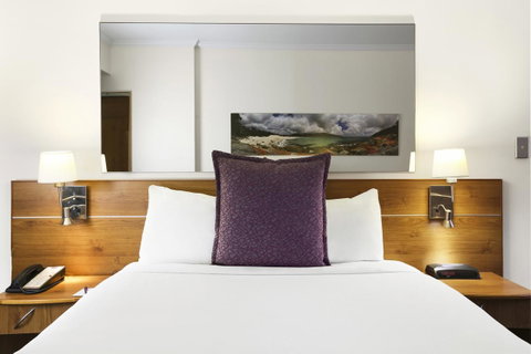 Mercure Sydney - Accommodation Redcliffe 13