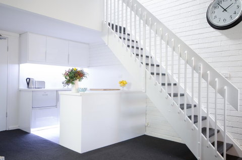 Alpine Gables - Accommodation Redcliffe 18