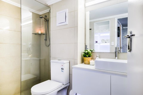 Alpine Gables - Accommodation Redcliffe 22